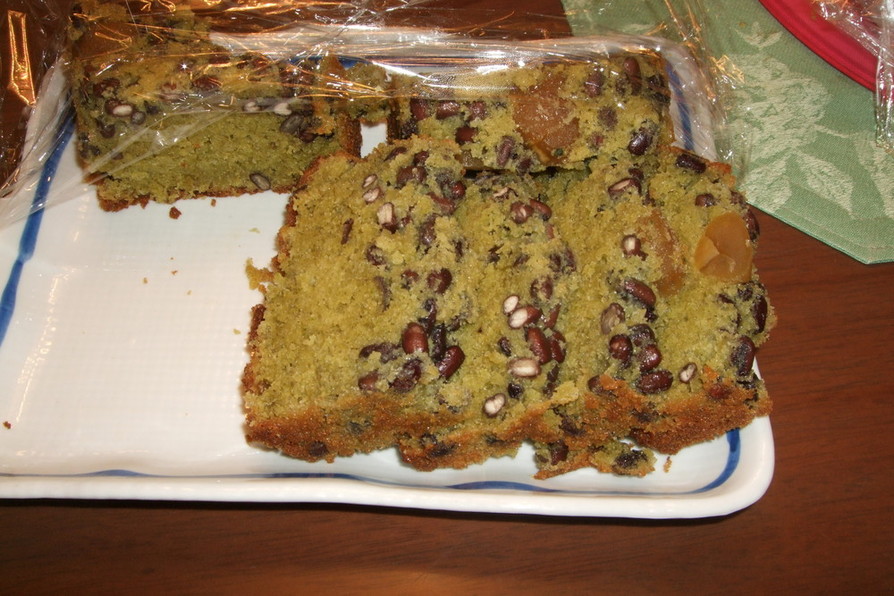 小豆と栗の抹茶パウンドケーキの画像