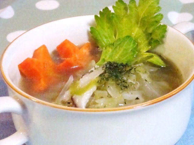 野菜の洋風スープの画像