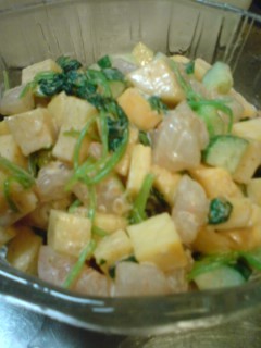 柿とエビの胡麻サラダの画像