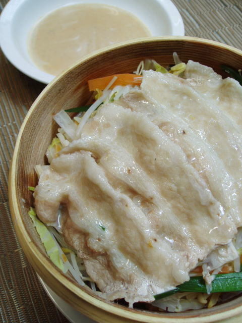 豚バラ肉と冬野菜のセイロ蒸しの画像