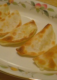 餃子の皮で簡単おつまみ(1) チーズ餃子