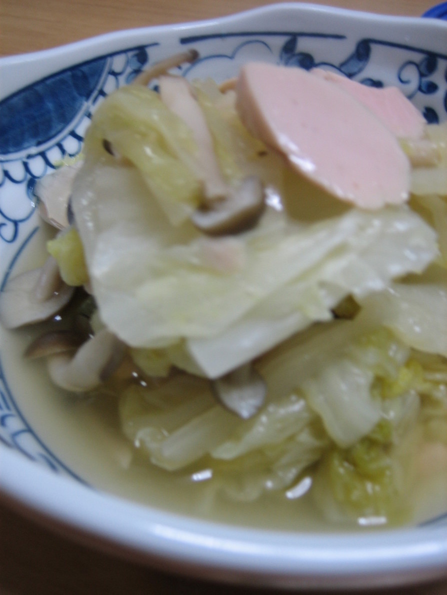 簡単☆白菜とさかなソーセージのコンソメ煮の画像