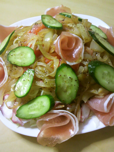 魚貝生ハム野菜カルパッチョパーティサラダの写真
