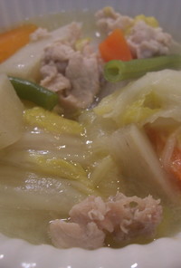 体が温まる☆半端野菜の中華スープ