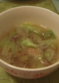 ひき肉とキャベツの中華スープ