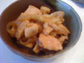 キャベツと玉ねぎの鶏味噌炒めの画像