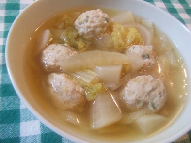 温まる～～白菜と鶏団子の中華スープ☆の写真