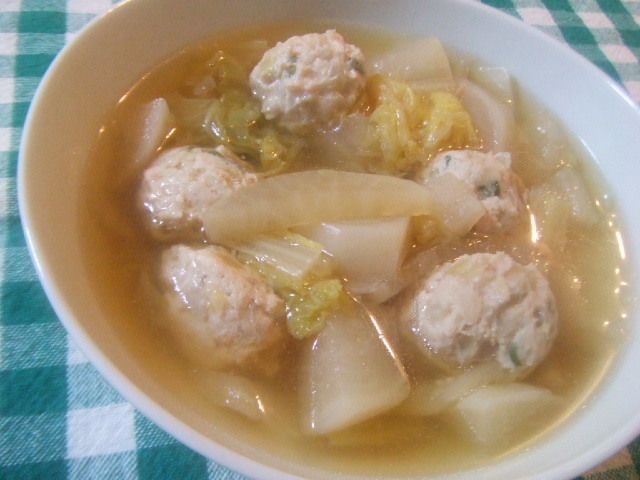 温まる～～白菜と鶏団子の中華スープ☆の画像