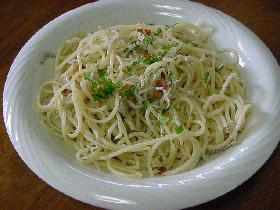 シンプル、”しらすスパゲティ”でござーい。