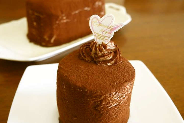生チョコクリームのビスケットケーキ レシピ 作り方 By Bvivid クックパッド 簡単おいしいみんなのレシピが352万品