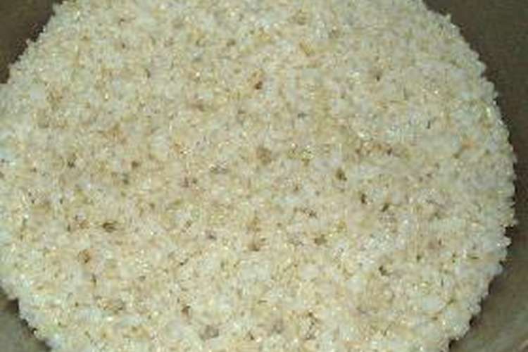 炊飯器でメッチャ簡単スグに 美味しい玄米の炊き方 レシピ 作り方 By ちいたん クックパッド 簡単おいしいみんなのレシピが356万品