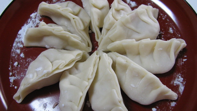 中国ママさんの手作り餃子の皮 レシピ 作り方 By ペペロンシーロ クックパッド 簡単おいしいみんなのレシピが374万品