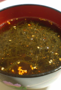 石垣島ラー油ｄｅ簡単もずくスープ