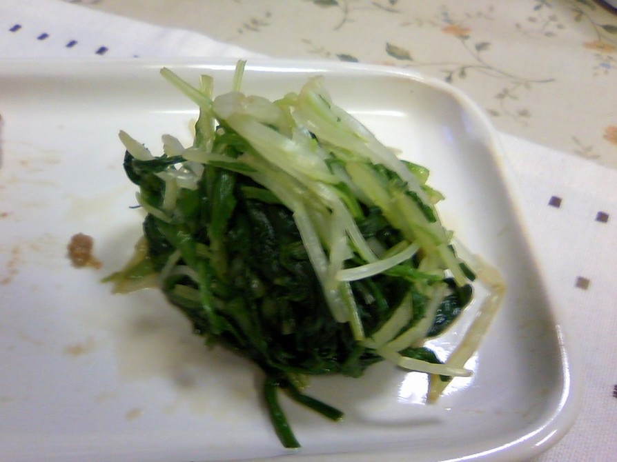水菜・ニラのサラダの画像