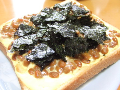 マヨ納豆焼き海苔トースト☆の写真