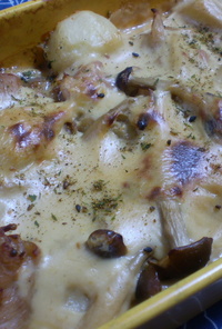 鶏肉と里芋の味噌グラタン