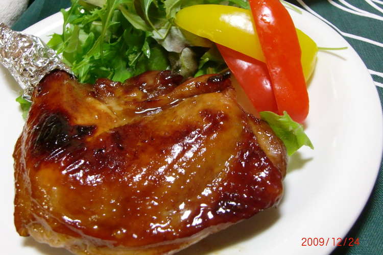 クリスマス ローストチキン 照り焼き味 レシピ 作り方 By 明音和 クックパッド 簡単おいしいみんなのレシピが378万品