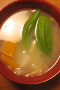 生姜入り多野菜の味噌汁