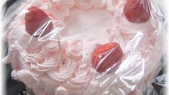 ラップをかけて デコを崩さないケーキ レシピ 作り方 By Shouko クックパッド