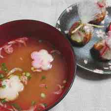 味噌玉の作り方 製氷皿で冷凍保存も可 レシピ 味噌玉 食べ物のアイデア レシピ