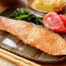 みんなが作ってる 鮭 ムニエル 簡単 片栗粉のレシピ クックパッド 簡単おいしいみんなのレシピが361万品