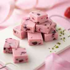 みんなが作ってる ピンク 生クリーム イチゴのレシピ クックパッド 簡単おいしいみんなのレシピが365万品