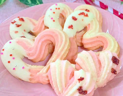 みんなが作ってる ピンク お菓子のレシピ クックパッド 簡単おいしいみんなのレシピが358万品