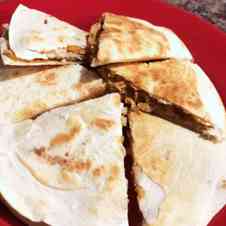 みんなが作ってる チキンケサディーヤのレシピ クックパッド 簡単おいしいみんなのレシピが361万品