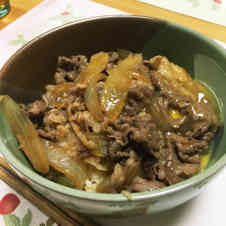 みんなが作ってる 牛丼 めんつゆ みりんなしのレシピ クックパッド 簡単おいしいみんなのレシピが359万品