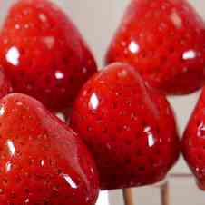 みんなが作ってる いちご飴 砂糖のレシピ クックパッド 簡単おいしいみんなのレシピが358万品