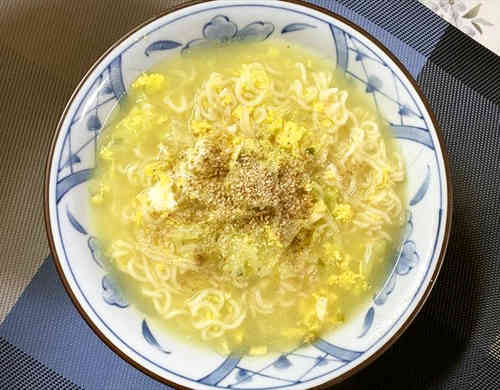 みんなの サッポロ一番塩ラーメン 卵 レシピが681品 クックパッド