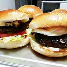 みんなが作ってる ハンバーガー パテ 冷凍のレシピ クックパッド 簡単おいしいみんなのレシピが358万品