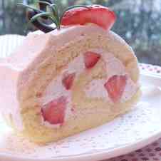 みんなが作ってる いちごロールケーキ ピンクのレシピ クックパッド 簡単おいしいみんなのレシピが361万品