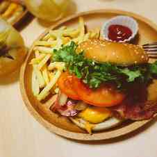 みんなが作ってる ハンバーガー パテ 冷凍のレシピ クックパッド 簡単おいしいみんなのレシピが358万品