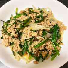 みんなが作ってる にらもやしひき肉炒めのレシピ クックパッド 簡単おいしいみんなのレシピが354万品