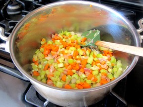 メキシカンチキンヌードルスープのレシピ