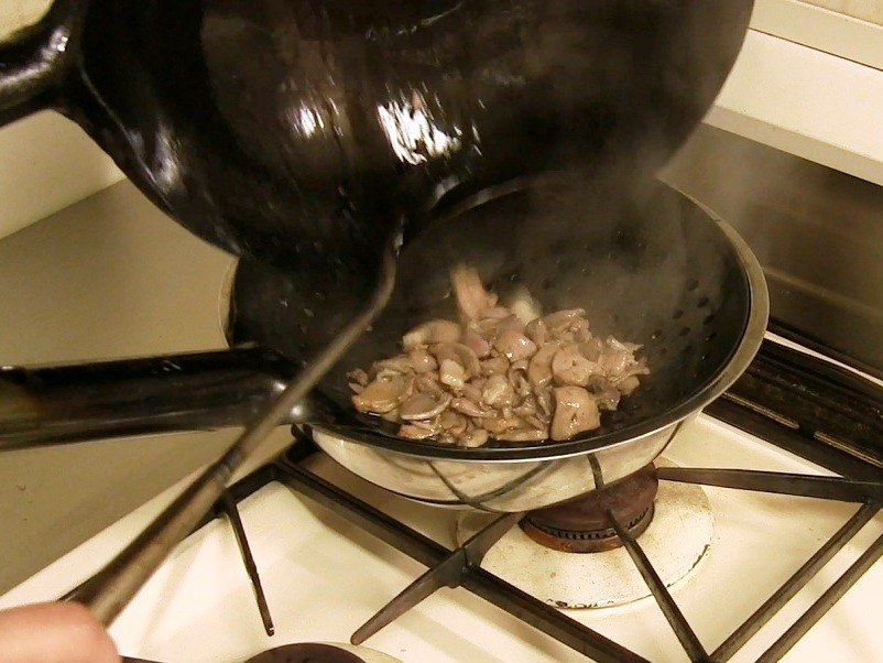 純レバ丼 まずい