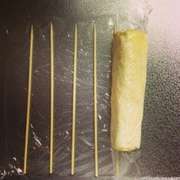 竹串でお花の卵焼き キャラ弁おかずに レシピ 作り方 By Akemi3mama クックパッド 簡単おいしいみんなのレシピが367万品