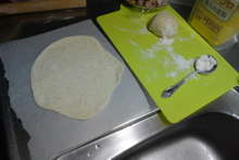 自宅でダッチオーブン 上火不要ピザ レシピ 作り方 By ろぼろふすきぃ クックパッド 簡単おいしいみんなのレシピが377万品