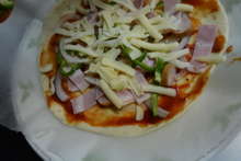 自宅でダッチオーブン 上火不要ピザ レシピ 作り方 By ろぼろふすきぃ クックパッド 簡単おいしいみんなのレシピが375万品