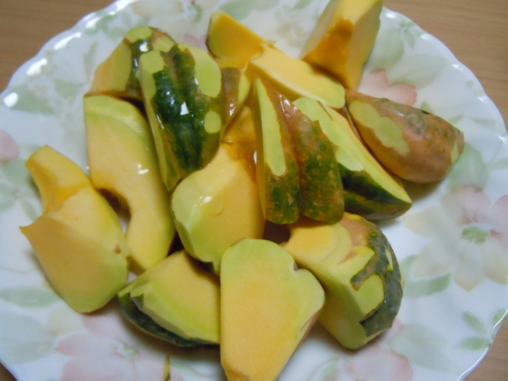 究極のかぼちゃの煮物 小菊南瓜使用 レシピ 作り方 By 実月 クックパッド 簡単おいしいみんなのレシピが353万品