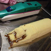 はやぶさ こまちのバースデーケーキ Room 405