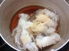 結び糸こんにゃくの醤油煮 レシピ 作り方 By 実月 クックパッド 簡単おいしいみんなのレシピが354万品