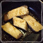 こどもごはん お刺身deぶりの照り焼き レシピ 作り方 By クックエリー クックパッド 簡単おいしいみんなのレシピが354万品