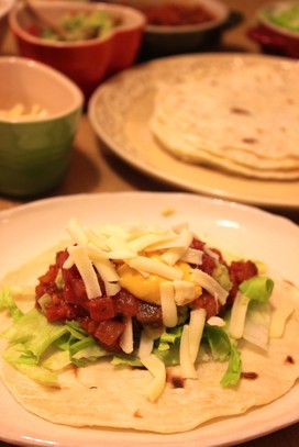 タコスミートとチーズのタコスライダーのレシピ