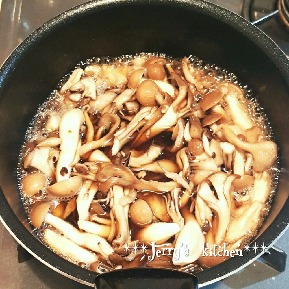秋味 舞茸 しめじと鮭の炊き込みご飯 レシピ 作り方 By じぇりっこ クックパッド 簡単おいしいみんなのレシピが354万品
