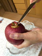 うさぎりんごのむき方 レシピ 作り方 By ばぁばまんま クックパッド 簡単おいしいみんなのレシピが359万品