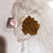 簡単 固形コンソメを粉コンソメにする方法