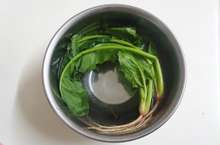 離乳食初期 だしで作るほうれん草ペースト レシピ 作り方 By 乾物屋の岡山中央水産 クックパッド 簡単おいしいみんなのレシピが366万品