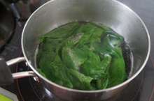 離乳食初期 だしで作るほうれん草ペースト レシピ 作り方 By 乾物屋の岡山中央水産 クックパッド 簡単おいしいみんなのレシピが366万品
